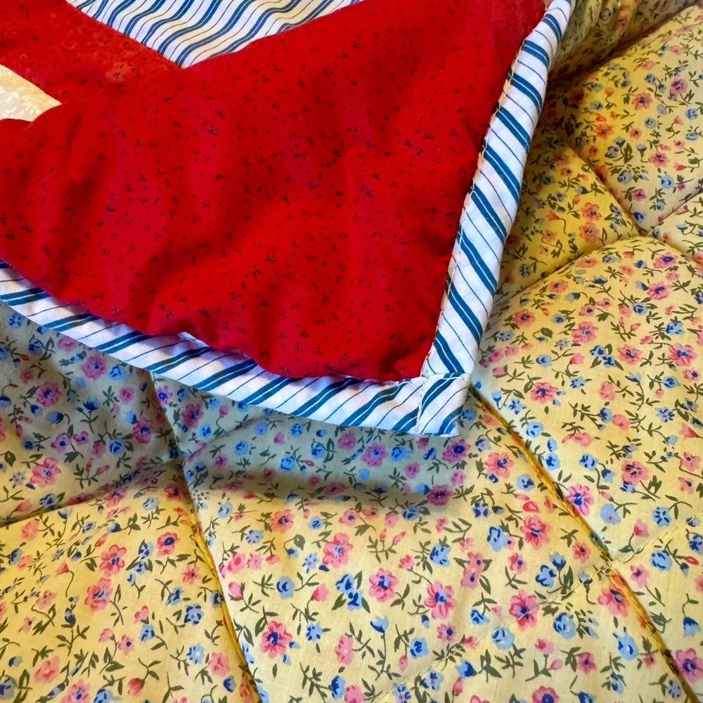 42x50” Handmade Raggedy Ann and Andy Quilt